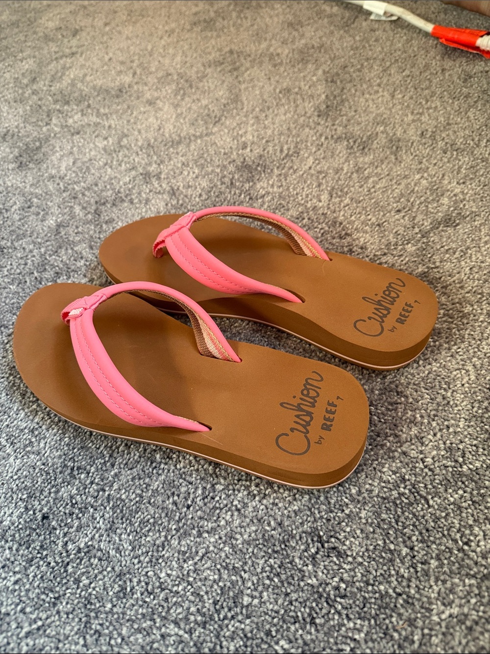 Reef Women's Pink Cushioned Flip Sandals - Picture 3 of 4
